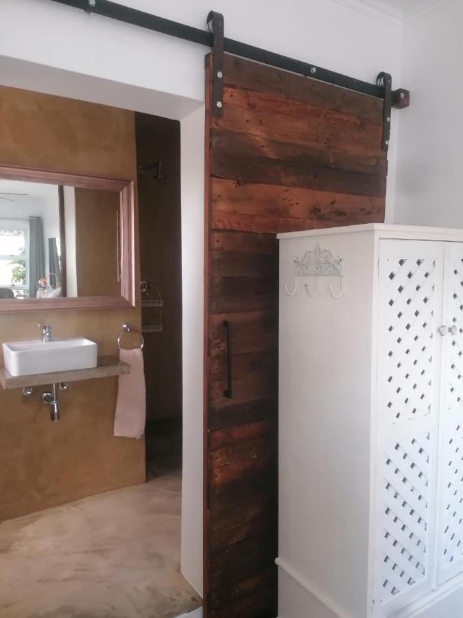 The Oak Treehouse Bnb 昆斯敦 外观 照片