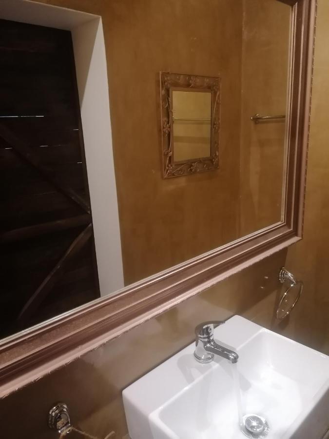 The Oak Treehouse Bnb 昆斯敦 外观 照片