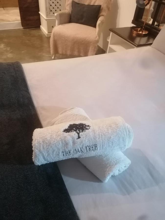 The Oak Treehouse Bnb 昆斯敦 外观 照片