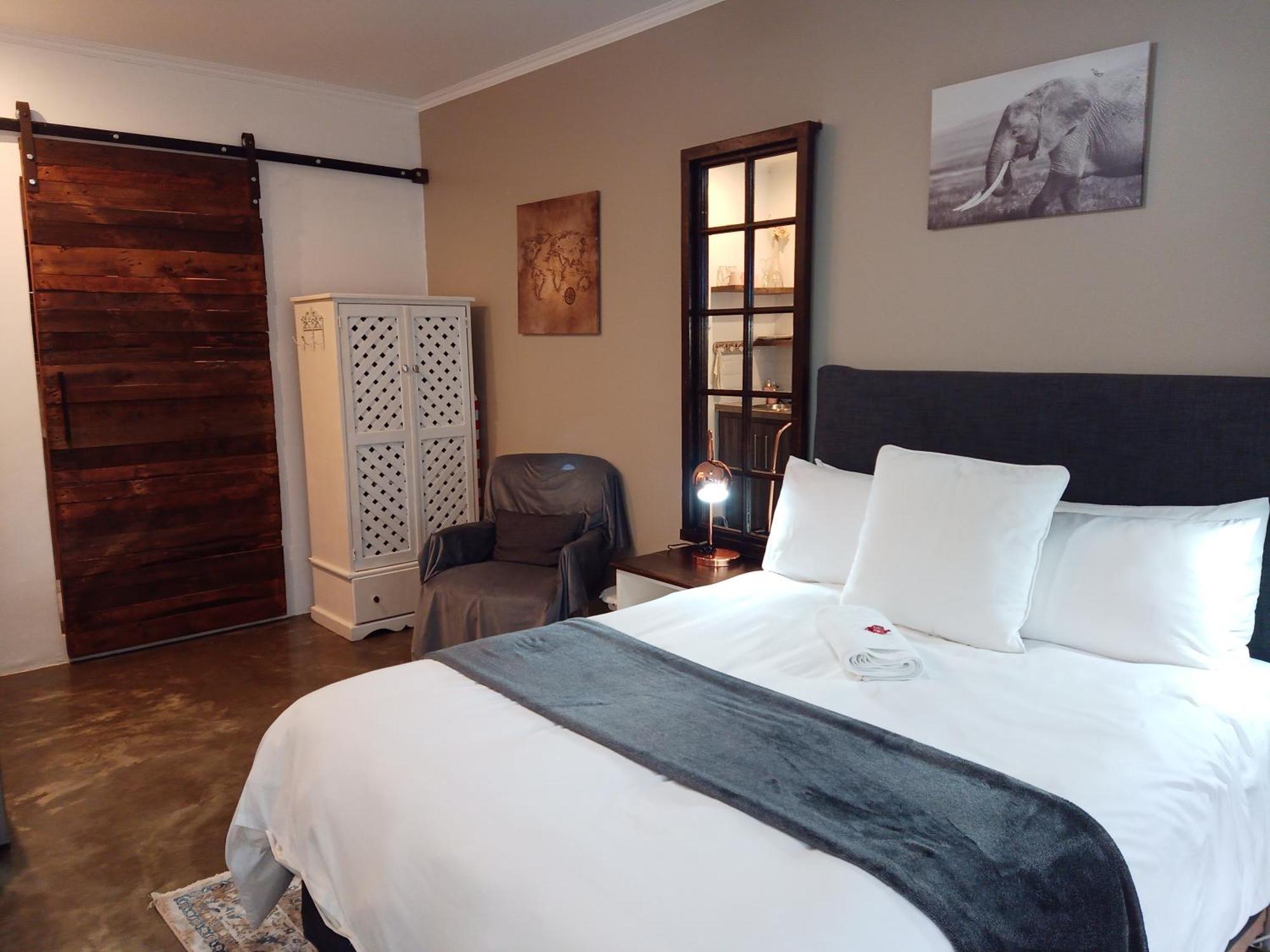 The Oak Treehouse Bnb 昆斯敦 外观 照片