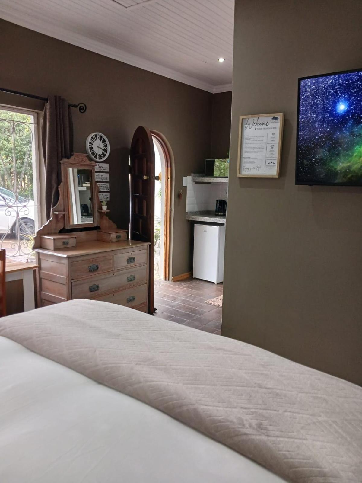 The Oak Treehouse Bnb 昆斯敦 外观 照片